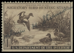 Scan of RW9 1942 Duck Stamp. Used